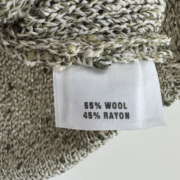 St John Sport Sweater Vest Womens Medium Gray Textured Knit Wool Boucle Tank Top - Picture 9 of 13